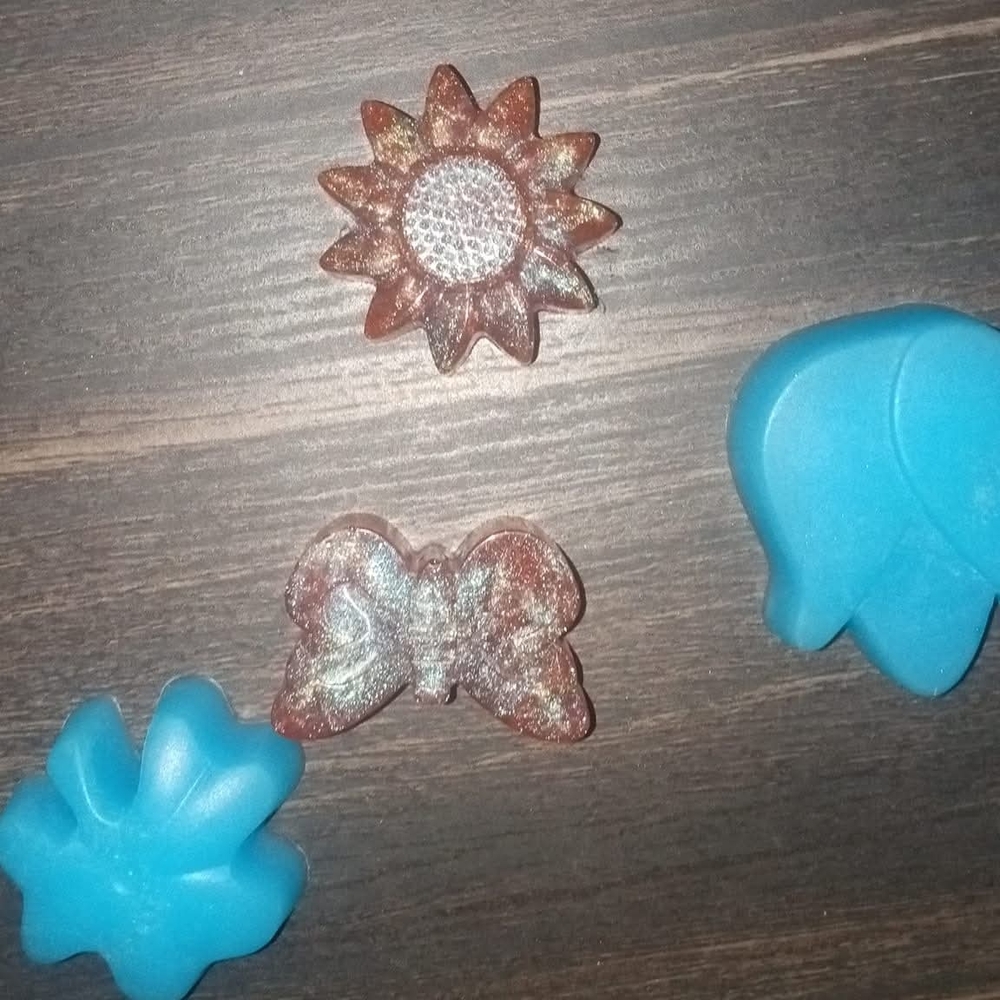 Blue and Brown Decorative Soap Set